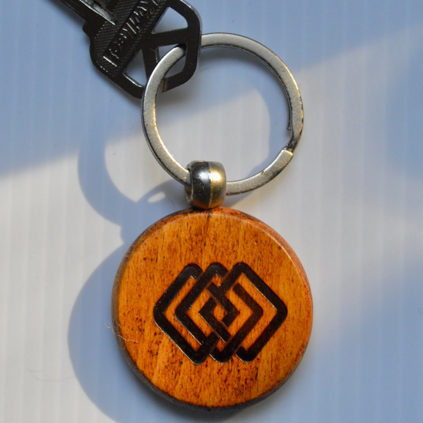 Caramel Wood Keychain-ROUND